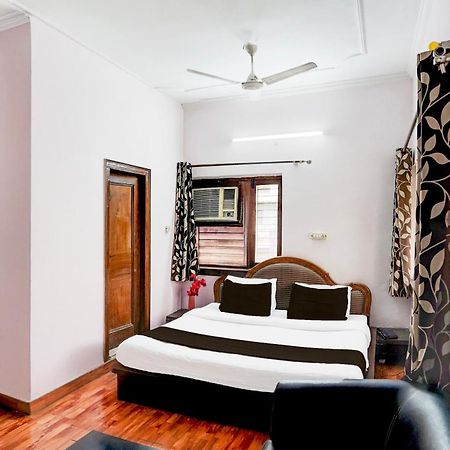 דהראדון Super Hotel O Krishna Nagar Chowk Near Ongc מראה חיצוני תמונה