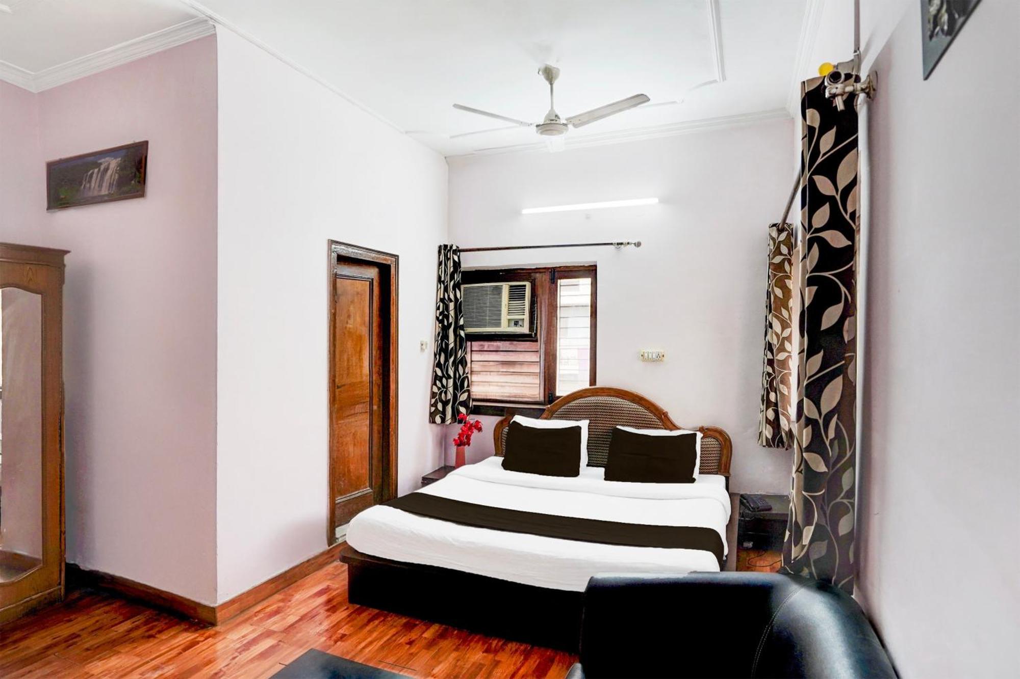 דהראדון Super Hotel O Krishna Nagar Chowk Near Ongc מראה חיצוני תמונה